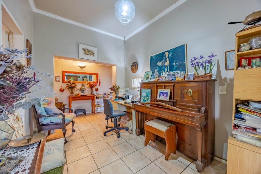 4 Bedroom Property for Sale in Lakeside Western Cape